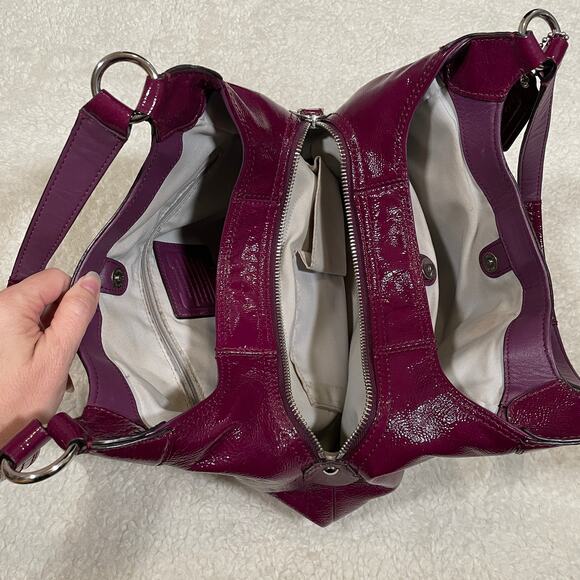 Coach Madison Maggie Hobo Handbag Y2K Style Plum Purple Patent Leather Shoulder - Picture 7 of 9